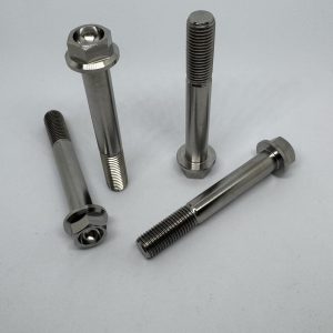 Šroub 6hr. hlava M10x1,25x70 TITANOVÝ nejen pro YAMAHU