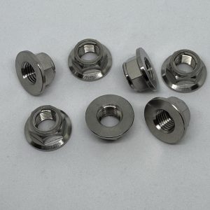 Matice s límcem a zajišťovacími jazýčky M10x1,25